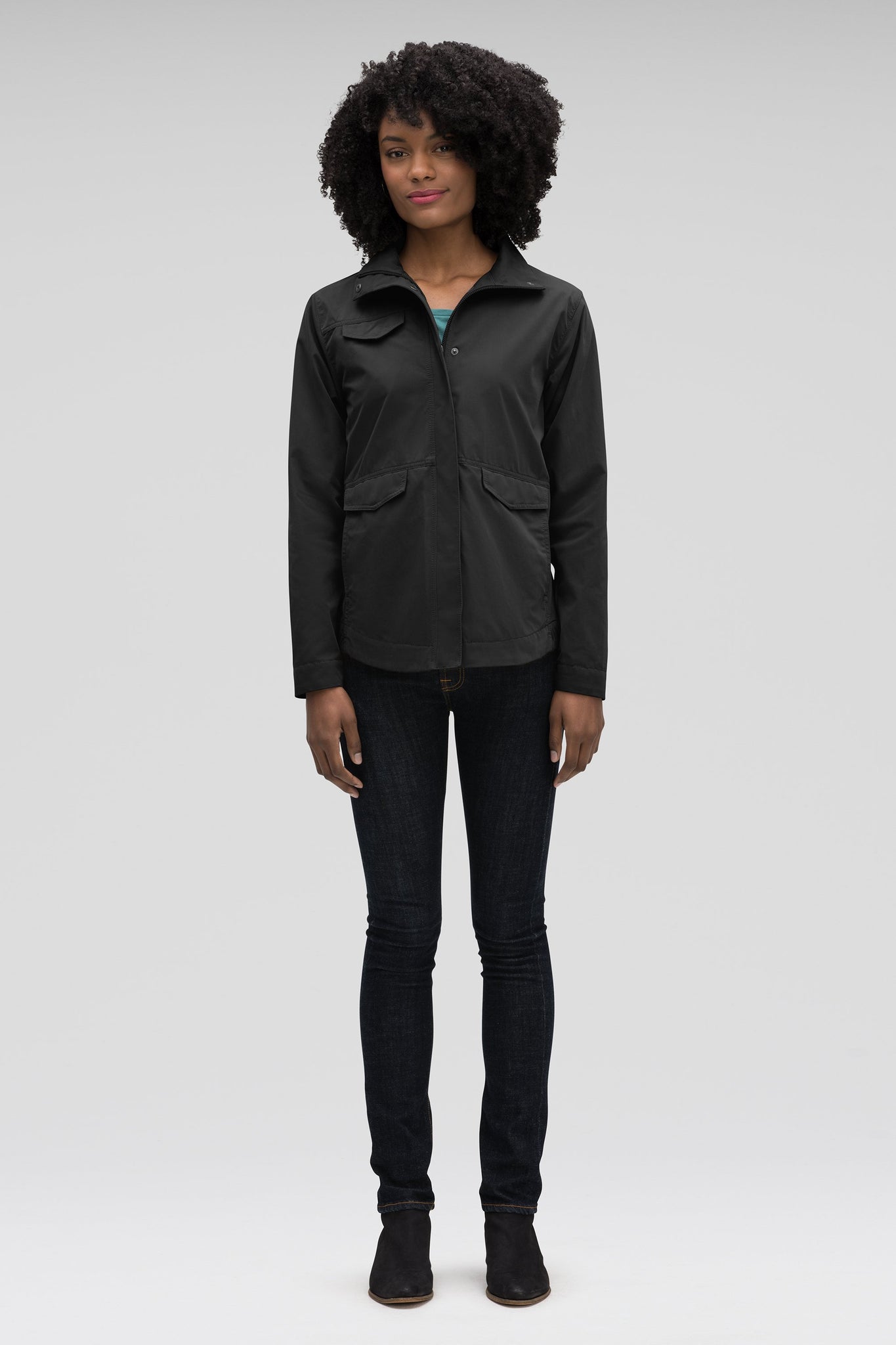 Women's Introvert Crop Tailored Jacket-Black