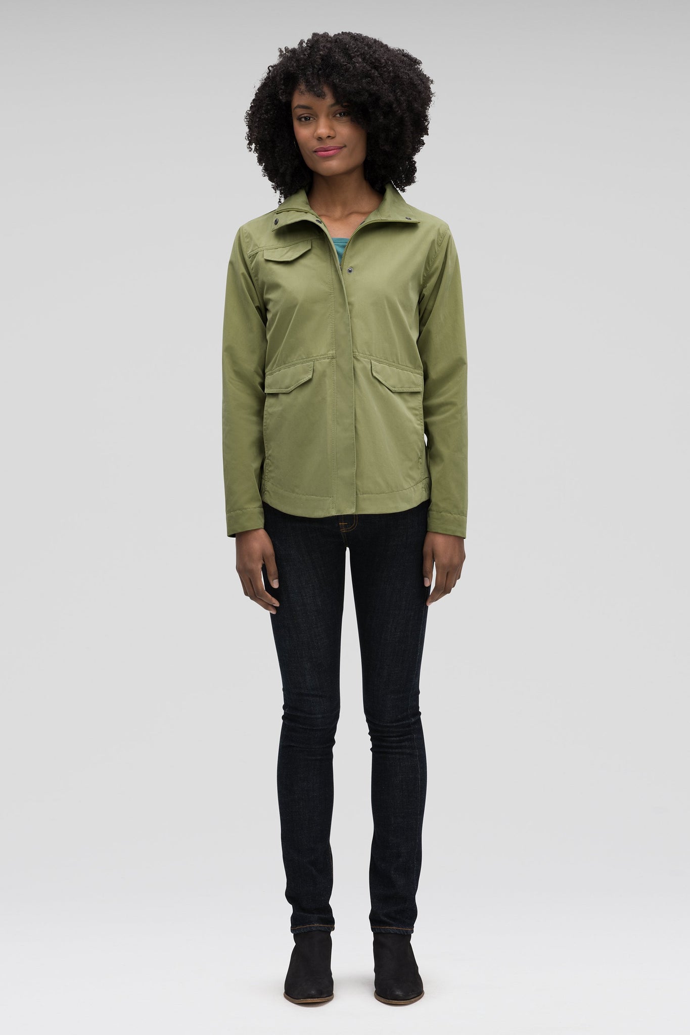 Women's Introvert Crop Tailored Jacket-Green